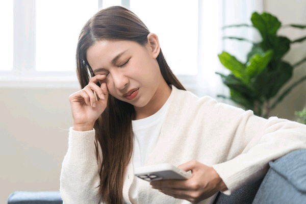 Why Headaches Are Increasing Among Teens in 2026